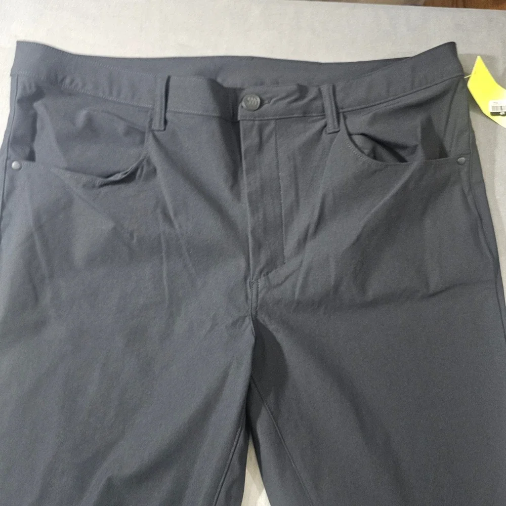 All in Motion Mens 360 Lifestyle Pants Black 40x32 Technical Straight Leg